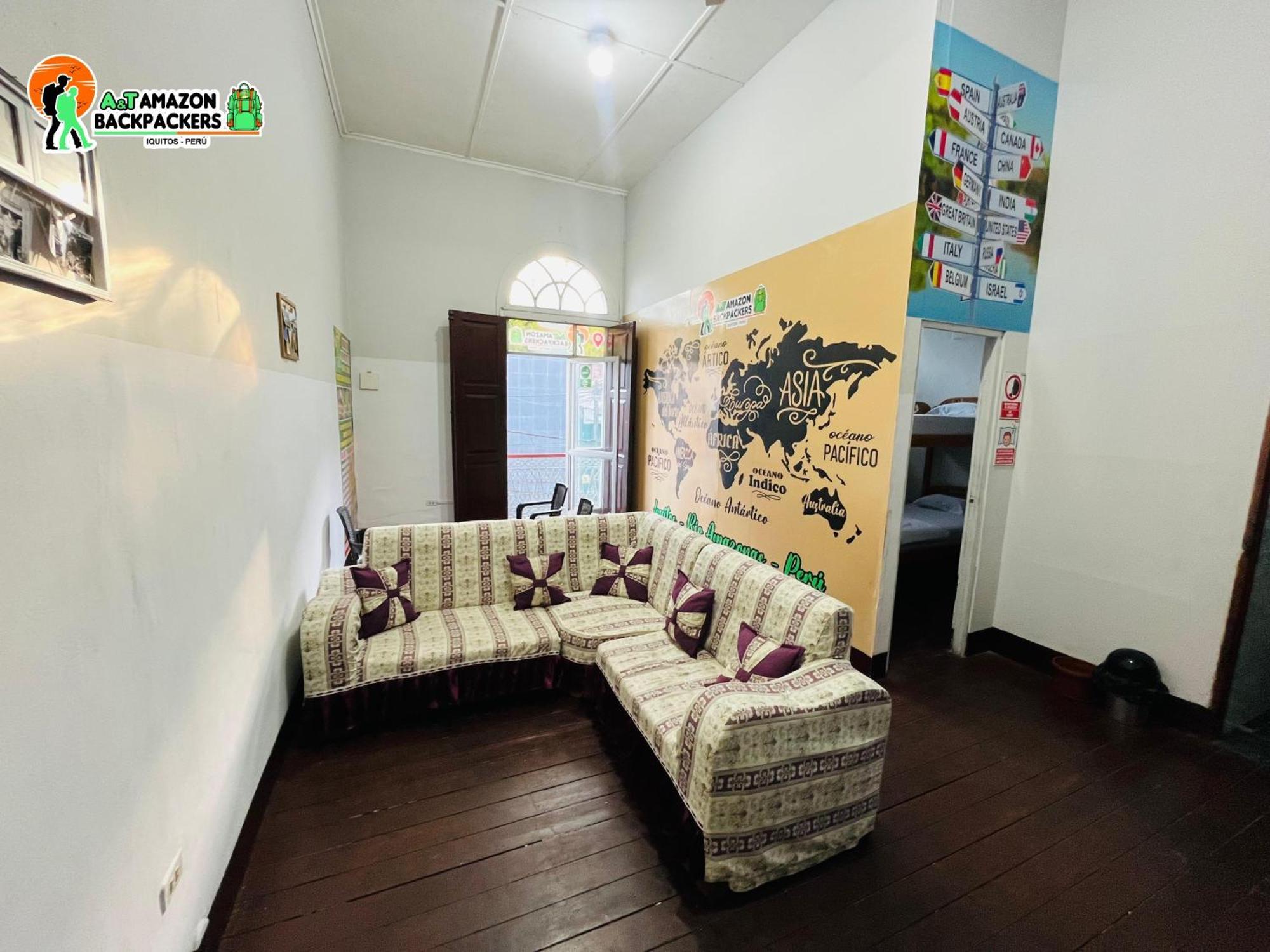 Bed and Breakfast A&T Amazon Backpacker'S Iquitos Exterior foto